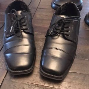 LITTLE BOYS BLACK DRESS SHOES